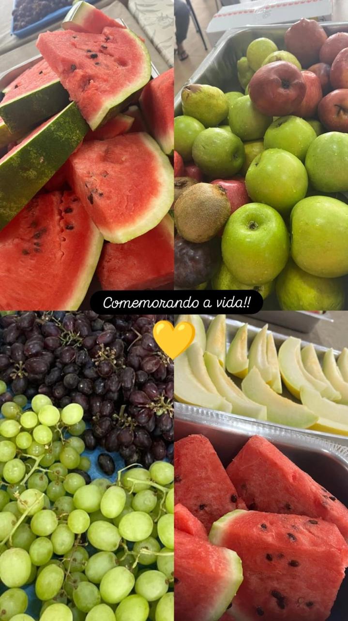 Alimentação saudável com frutas